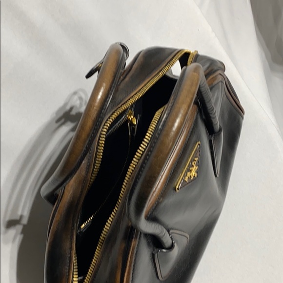 Prada Vitello Vintage Leather  Top Handle Bag - Picture 7 of 10